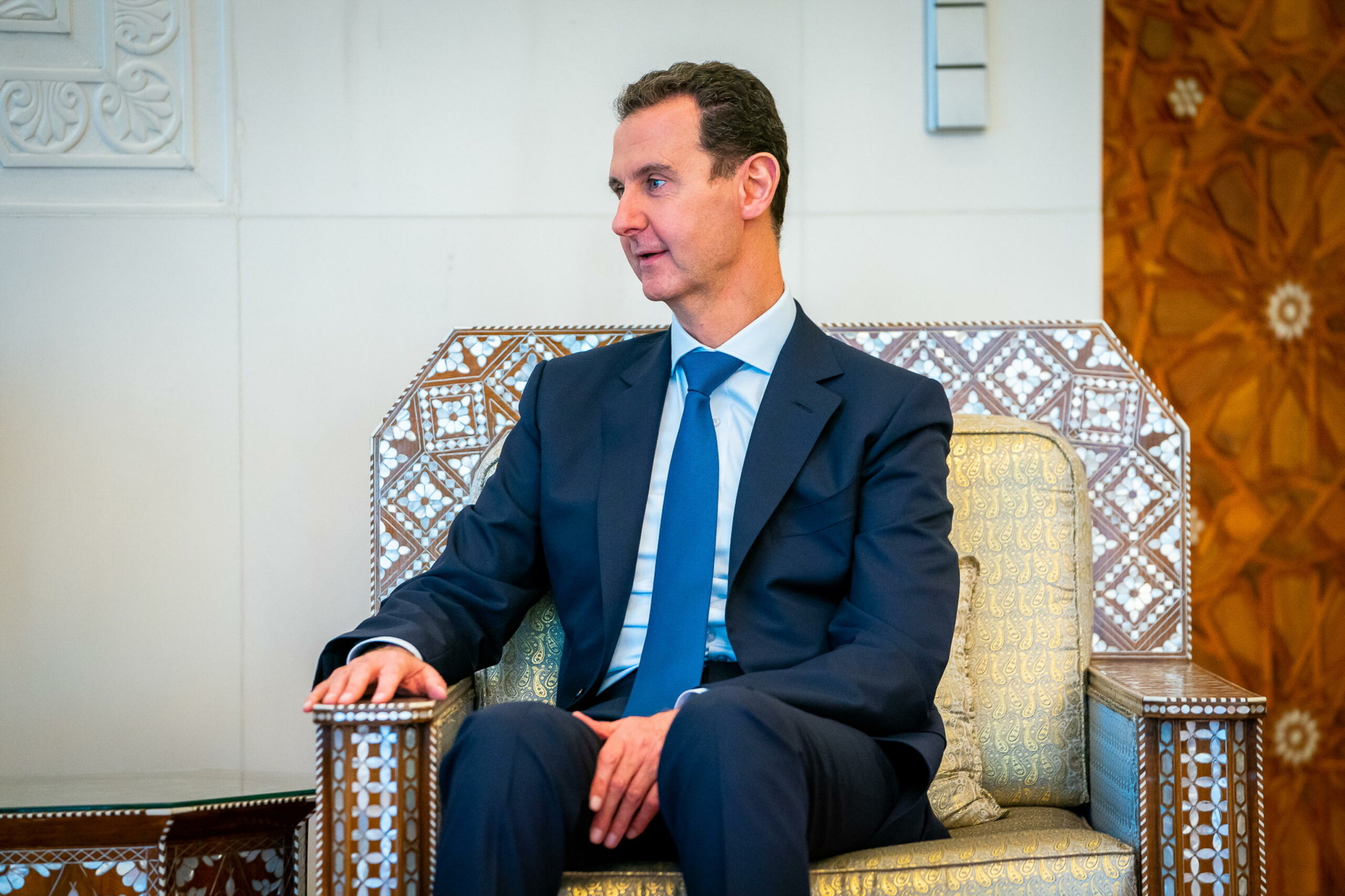 Assad emette amnistia che copre anche siriani all’estero 