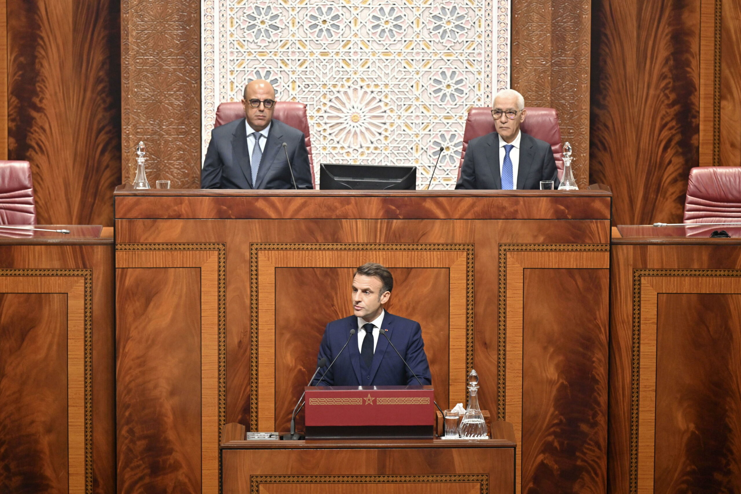 Macron in Marocco: “Rabat ha sovranità sul Sahara Occidentale, aiuteremo con investimenti”  