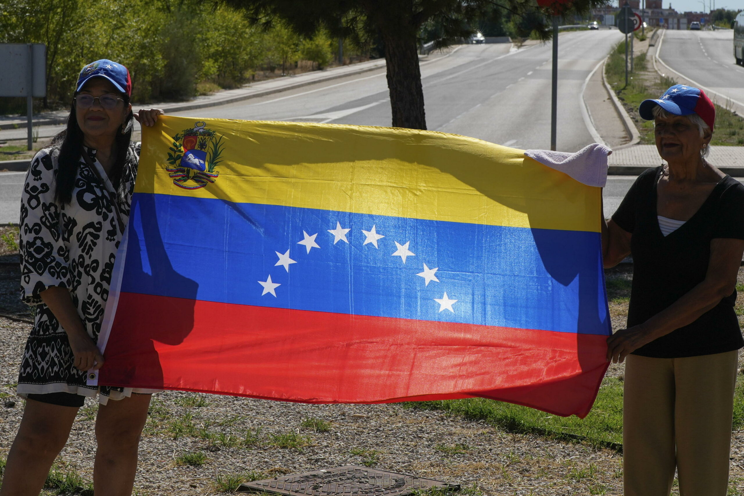 Venezuela chiede a Interpol mandato di arresto contro candidato opposizione