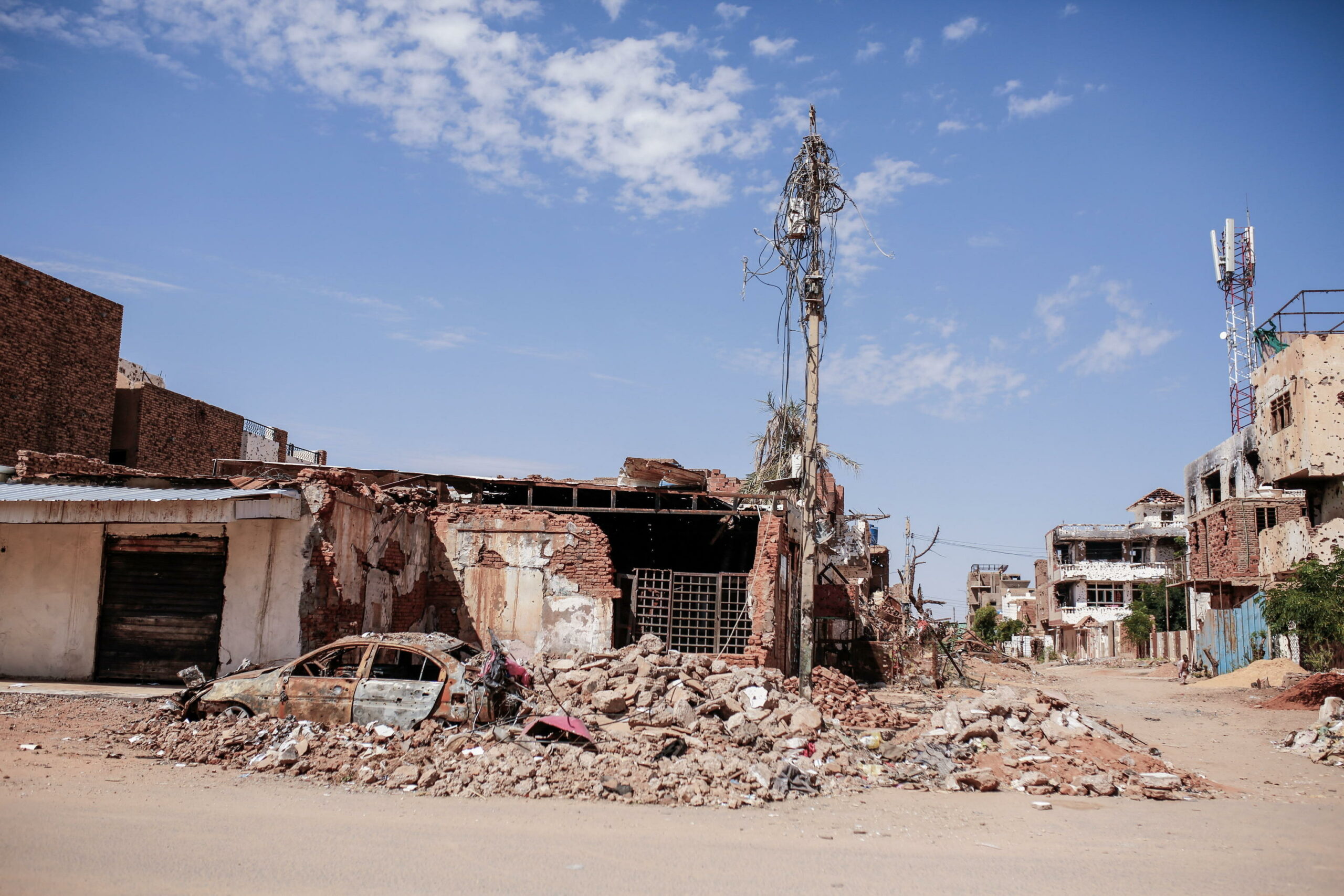 Sudan: oltre 100 morti in raid aereo nel Nord Darfur