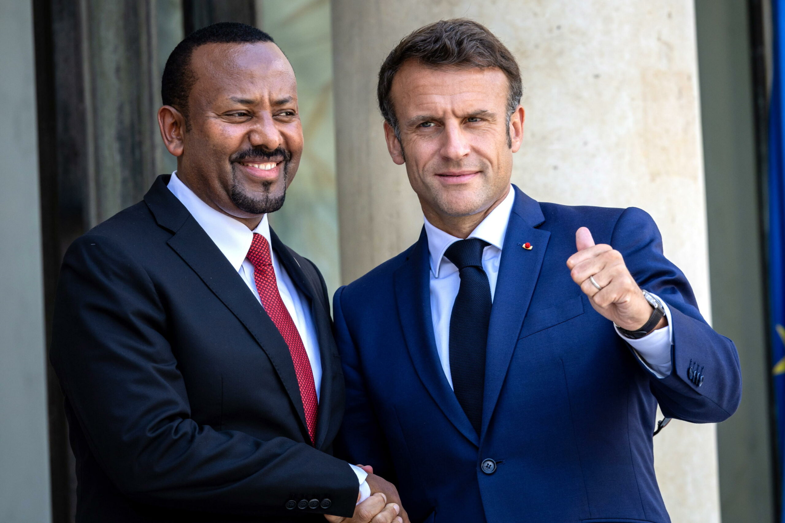 The Habesha: “Macron in Etiopia per discutere transito di armi per il Sudan”