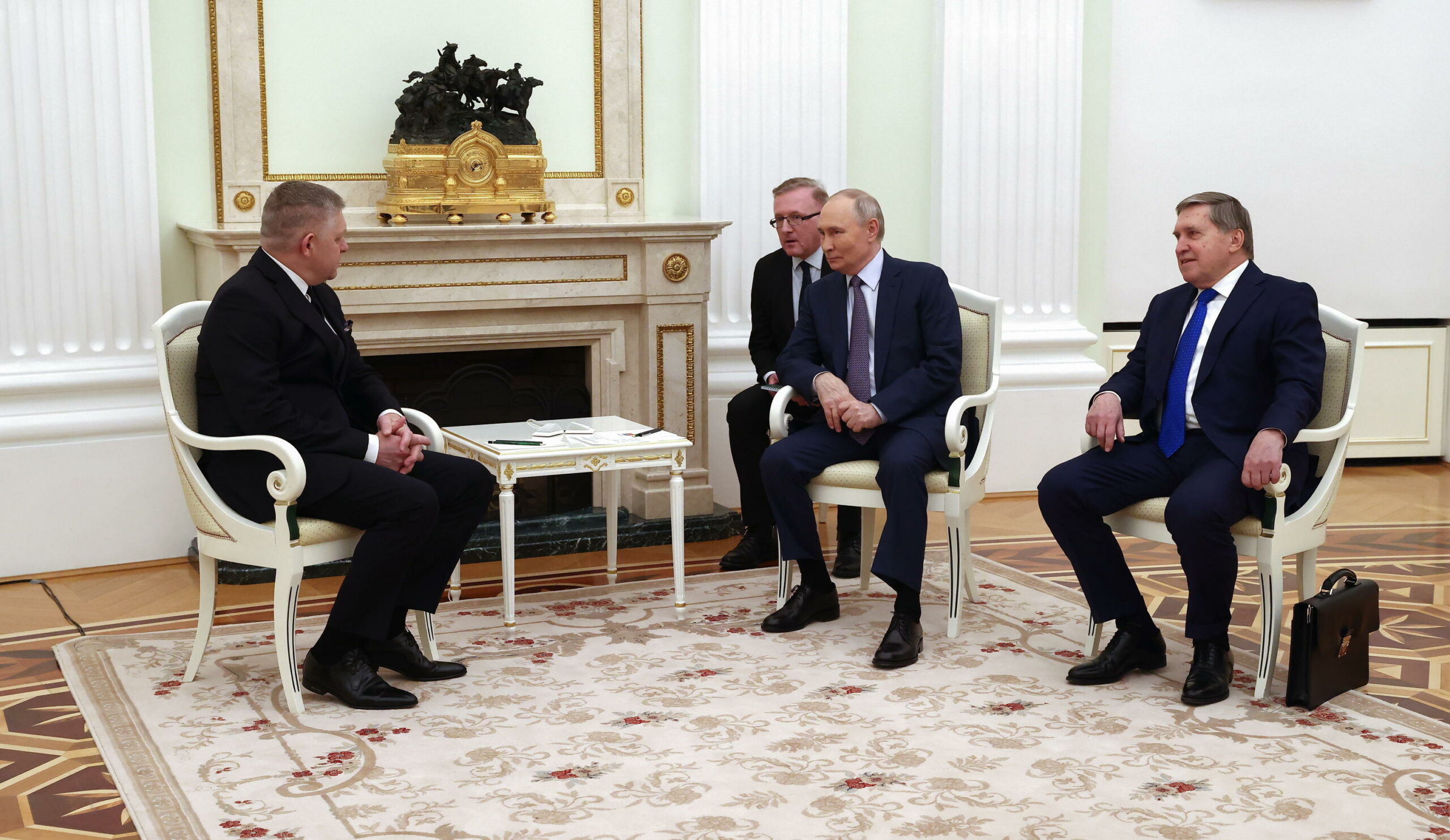 Putin: “Slovacchia potrebbe ospitare colloqui di pace con Kiev”