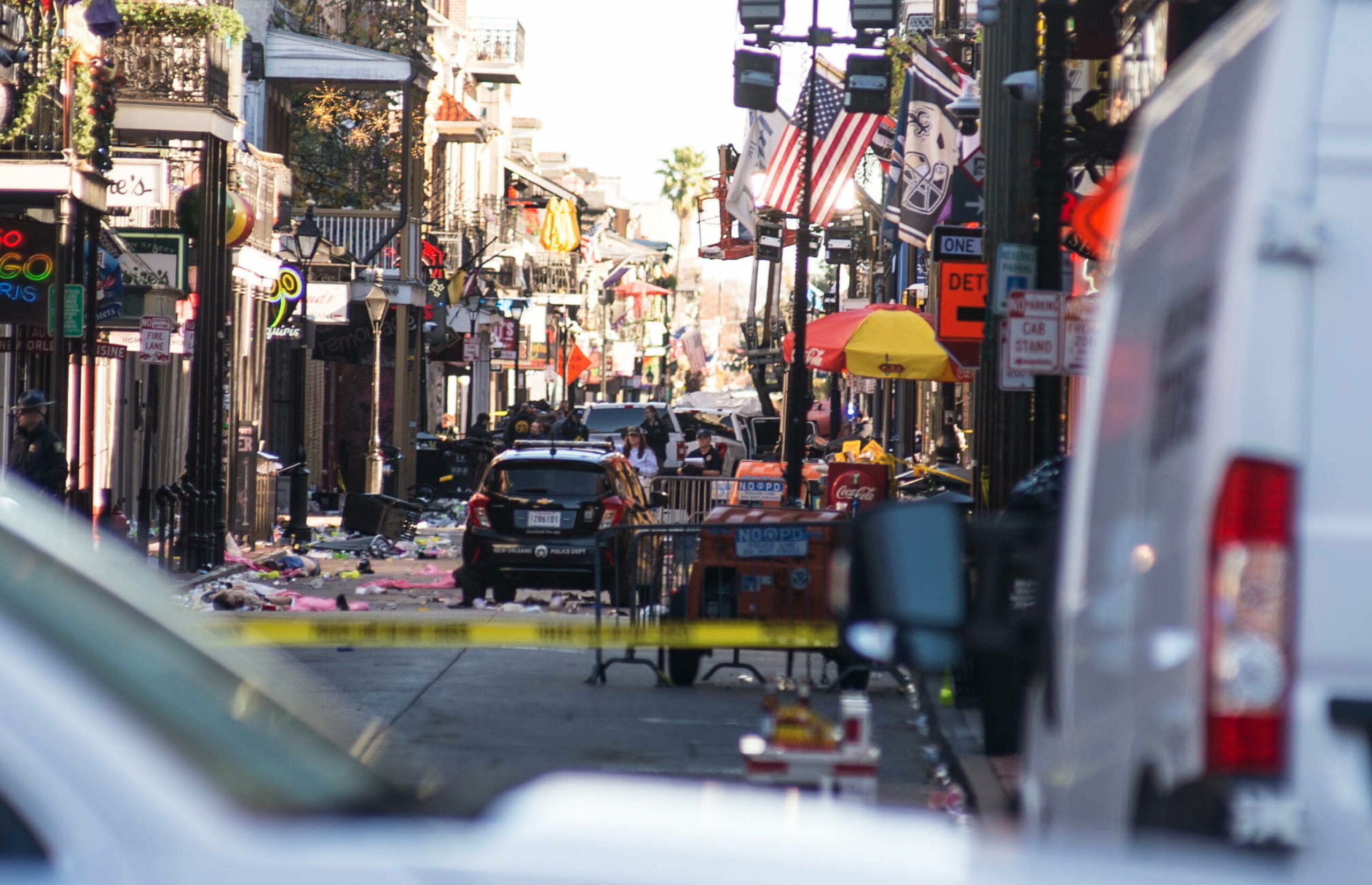 Veterano esercito USA uccide 15 persone investendo folla a New Orleans