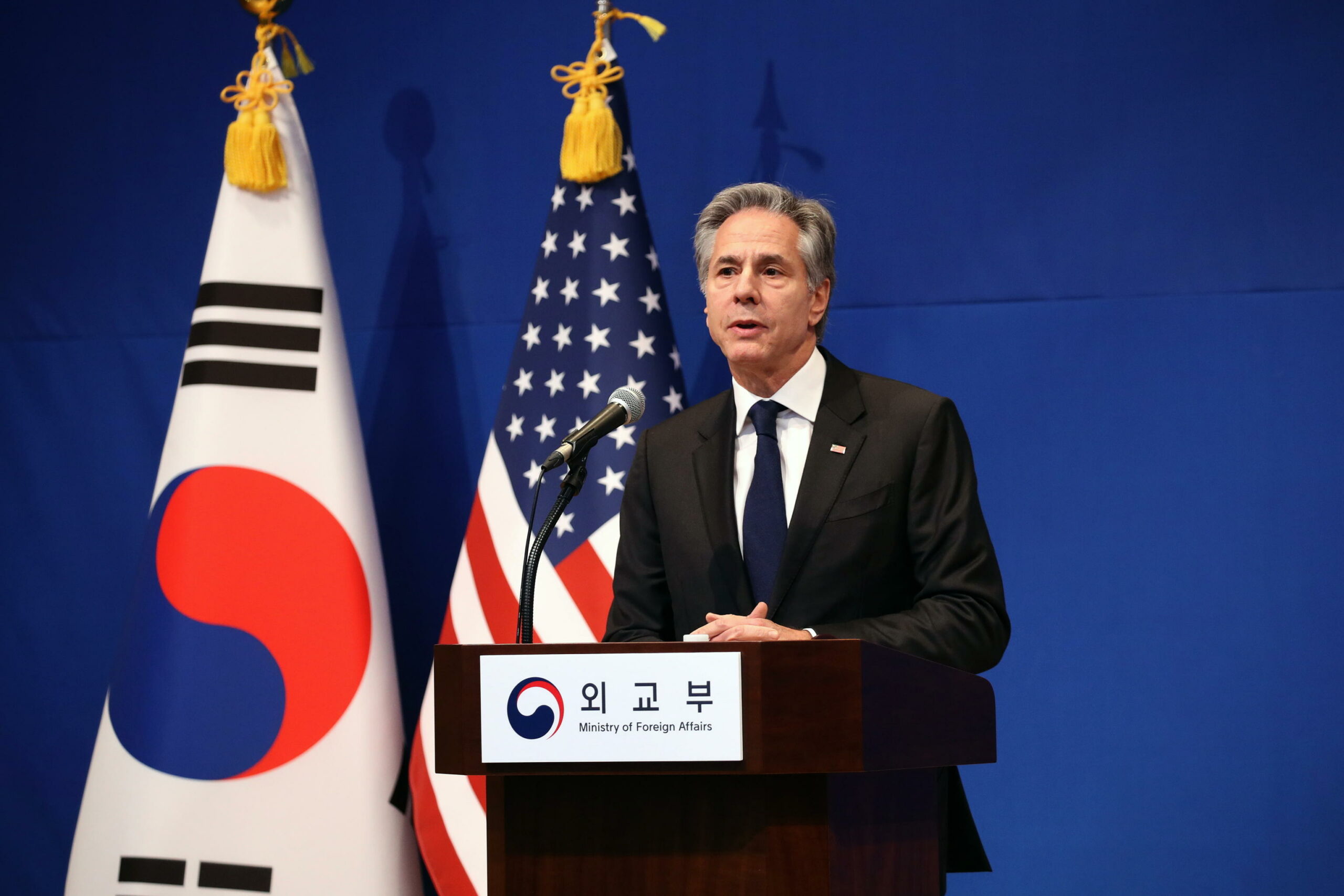 Crisi politica in Corea del Sud: conferenza di Blinken e lancio missilistico nordcoreano