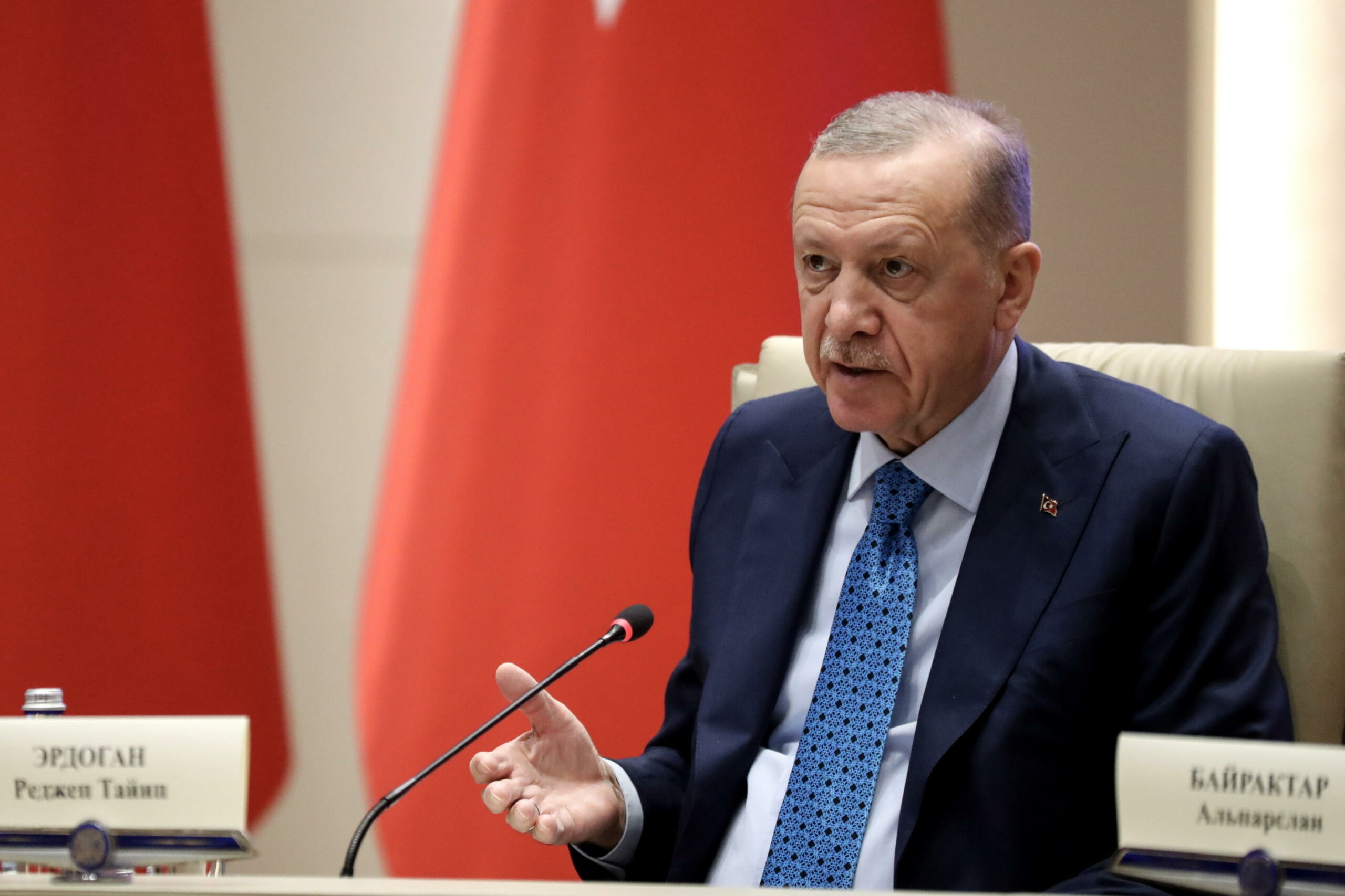 Erdogan riceve delegazione di Hamas ad Ankara