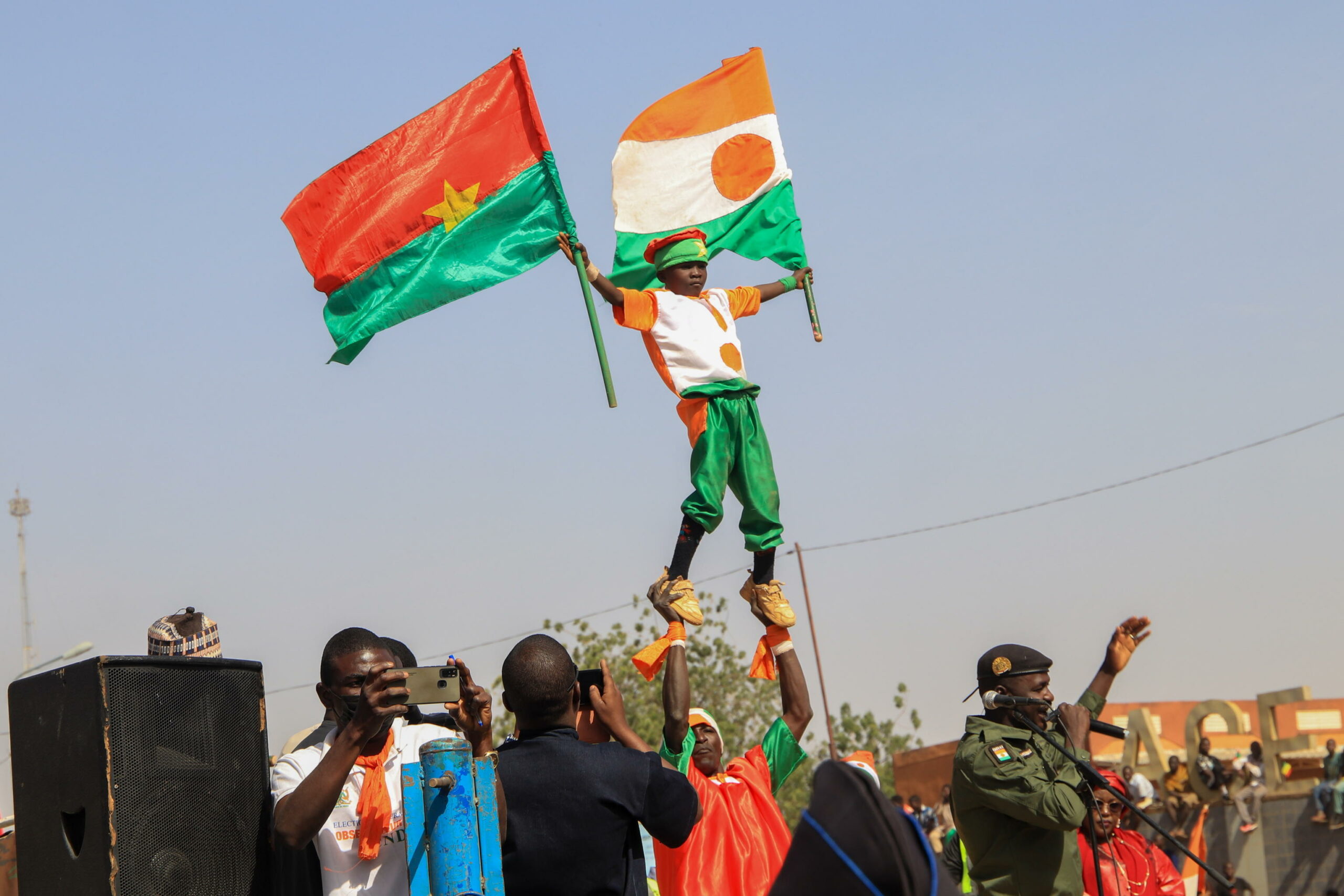 Mali, Burkina Faso e Niger lasciano organizzazione regionale ECOWAS