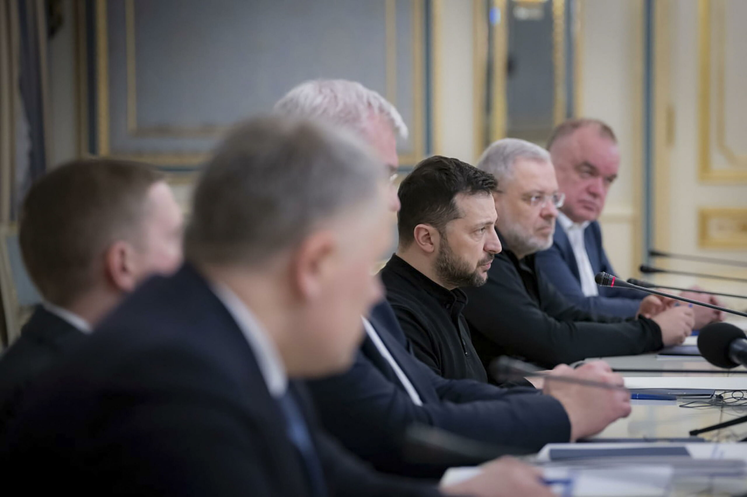 Zelensky disposto a sedersi al tavolo dei negoziati con Putin