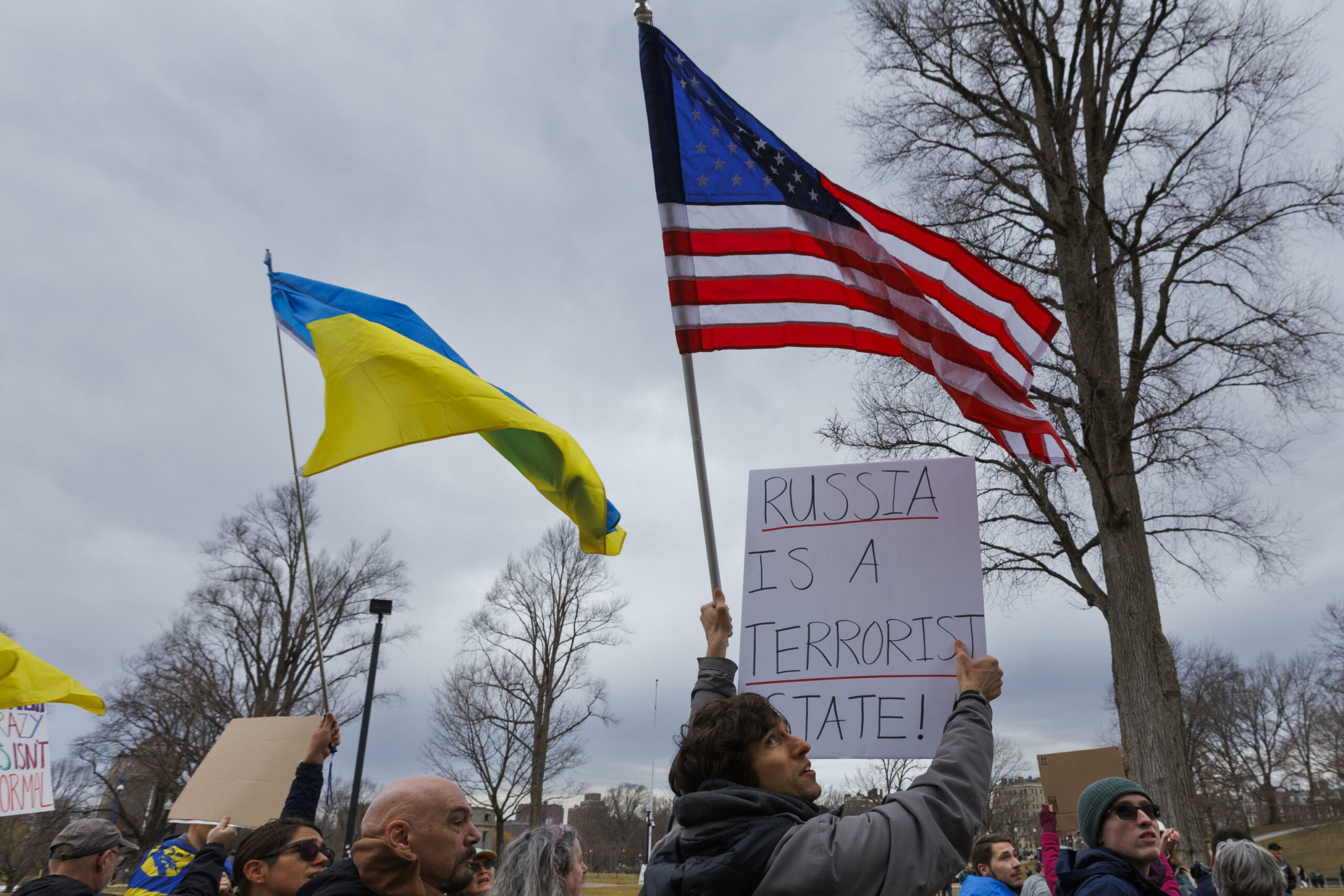 USA: sospensione aiuti all’Ucraina, ma possibile ripresa accordi sui minerali